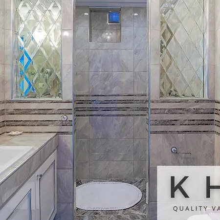 Apartment Luxurious Retreat In Argostoli. An Elegant Way Of Living!