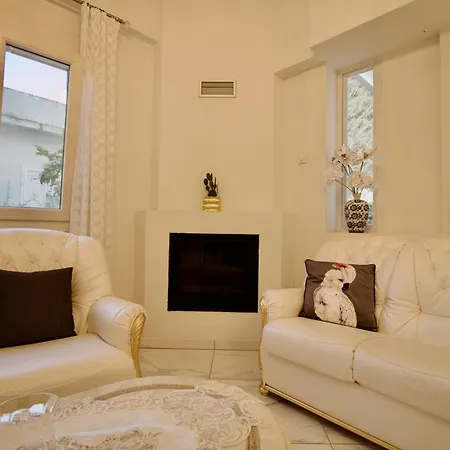 Luxurious Retreat Διαμέρισμα *