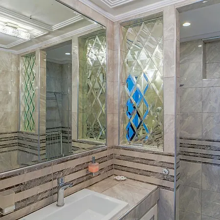 Luxurious Retreat Apartamento